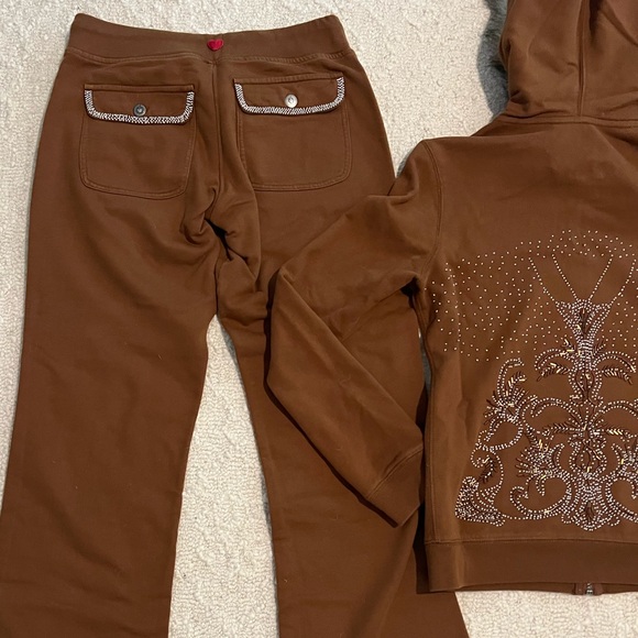 Twisted Heart Brown Set - Picture 5 of 8